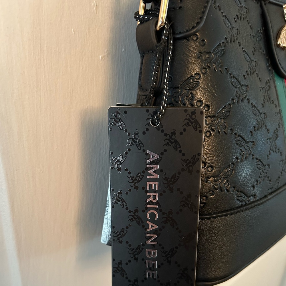 American Bee Black Crossbody bag and Wristlet Wallet - Picture 5 of 8
